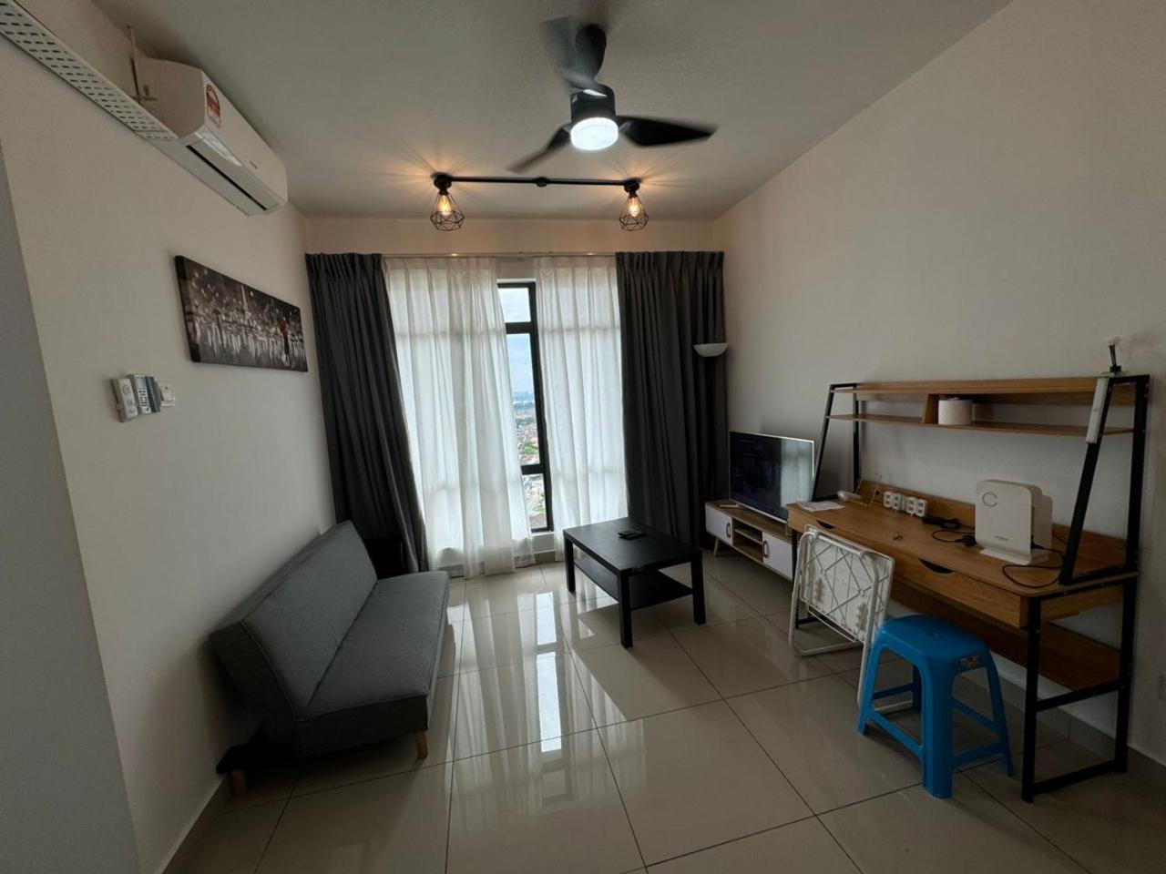 Arc Austin Hill Apartment Джохор-Бару Номер фото
