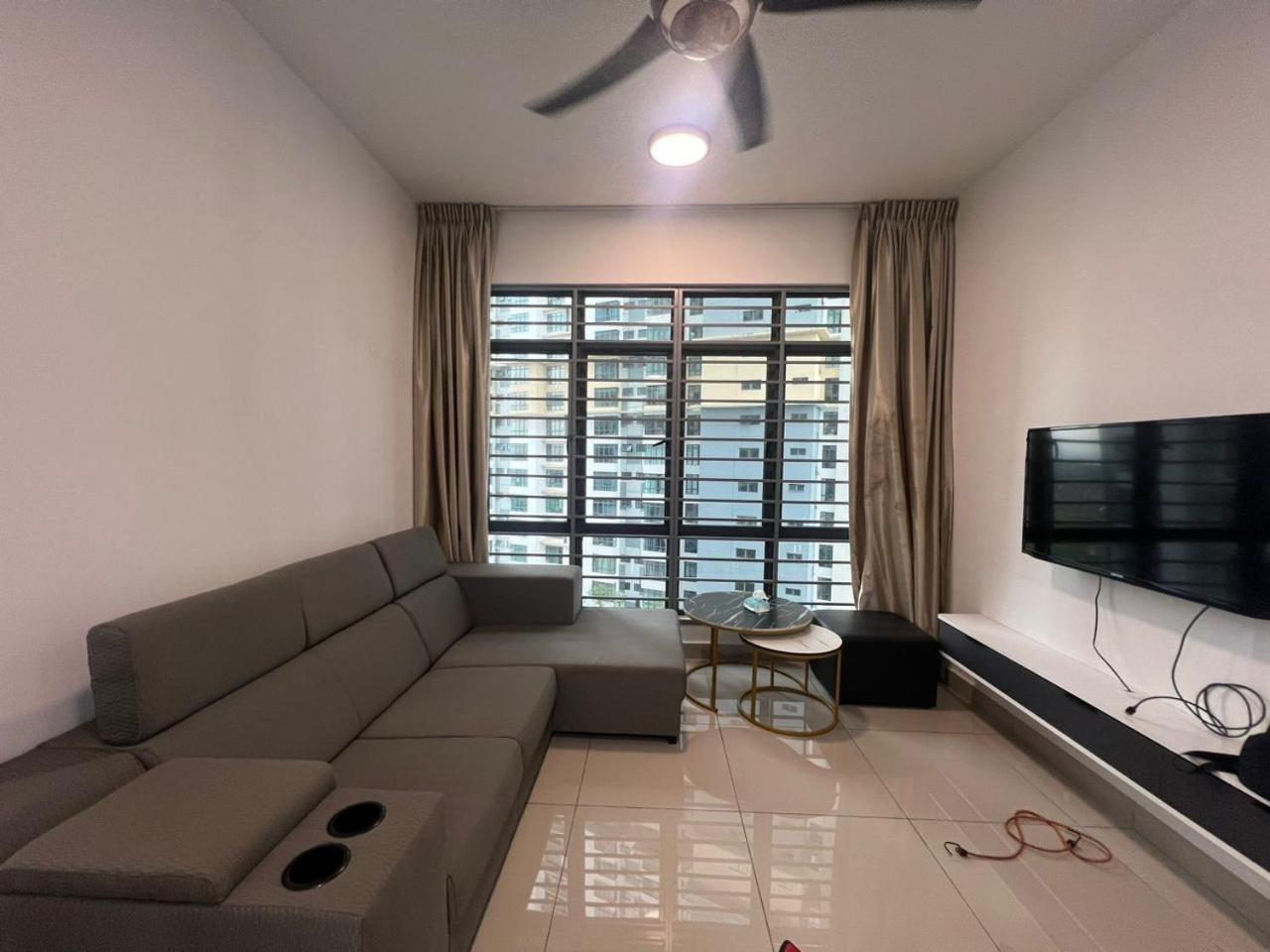 Arc Austin Hill Apartment Джохор-Бару Номер фото